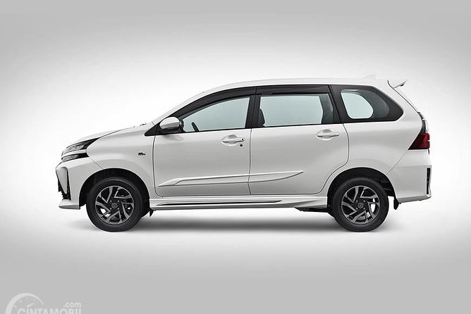 Exclusive Bali Airport Arrival to Hotel Transfer - Finding your driver after landing at DPS