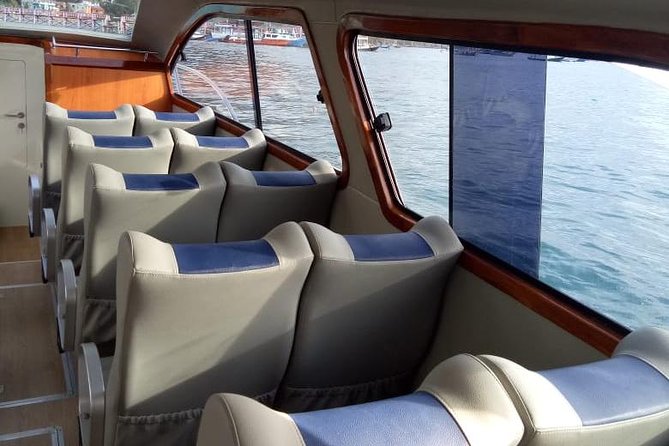 Exclusive Early Bird Komodo Tour: Beat the Crowds by Speed Boat - Manta Point: exciting, but never guaranteed
