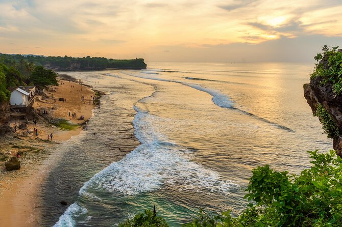 Explore Bali Beaches with Private Minivan Tour - Who should book this beach and temple day?