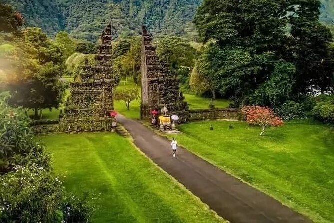 Explore Munduk Customized 8 Hour Day Tour in North Bali - A driver-guide can make or break the day