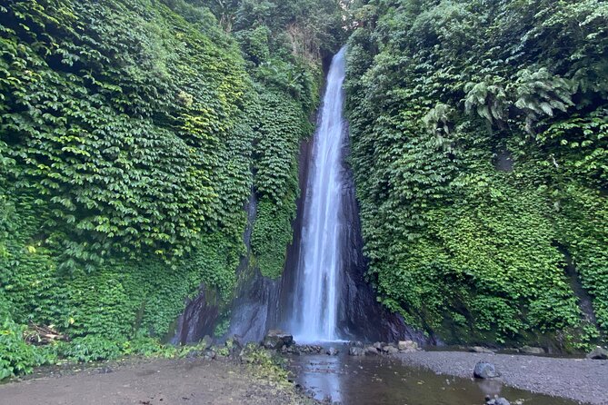 Explore Munduk Customized 8 Hour Day Tour in North Bali - Choosing between the waterfall and lake route