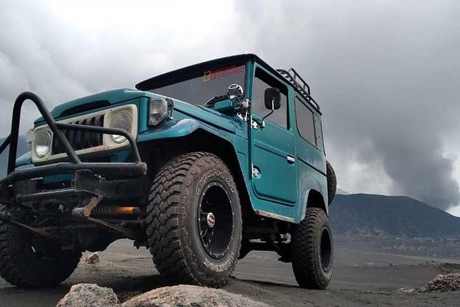 Explore volcano Bromo - start Surabaya // 2 days 1 night - Walking past Luhur Poten Temple to Mount Bromo