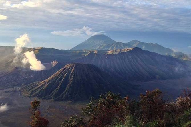 Explore volcano Bromo - start Surabaya // 2 days 1 night - Who will like this Bromo trip most