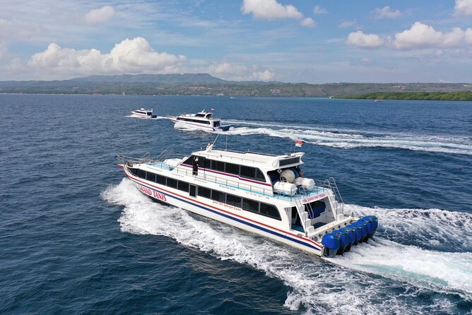 Fast Boat Transfer: Sanur to Nusa Lembongan Island by Penidago - Choosing your seat on the boat