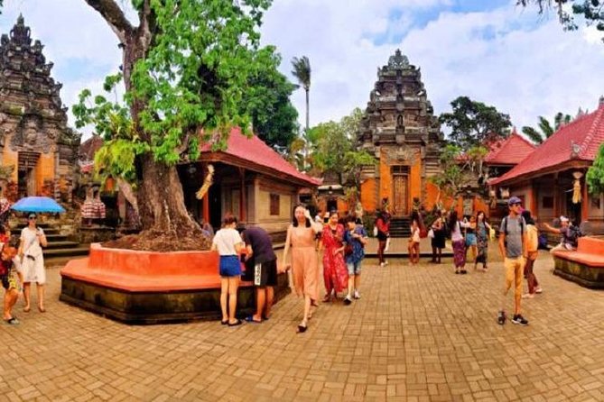 Favorite Sites of Ubud Daytrip - Tegenungan Waterfall in a short half-hour stop