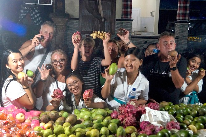 Foodie Tour Bali - Three local street-food stops before the market