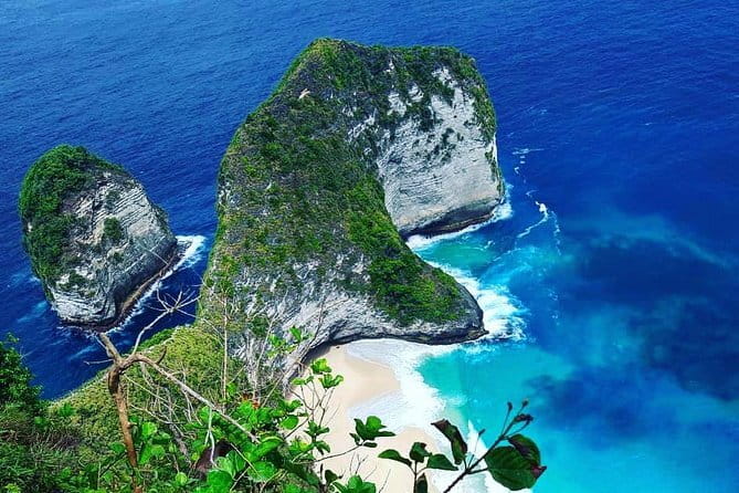From Bali: Nusa Penida Snorkeling and Island Tour - Broken Beach and Angel’s Billabong: two nearby coastal sights