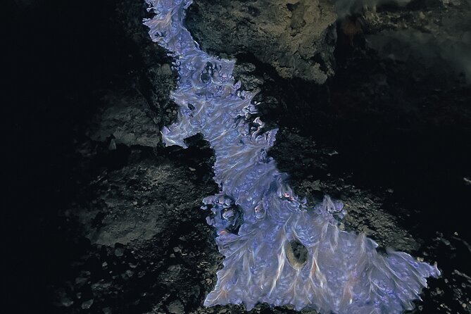 From Java : Tumpak Sewu, Bromo & Kawah Ijen – 3-Day - Night walking and the blue flames of Kawah Ijen