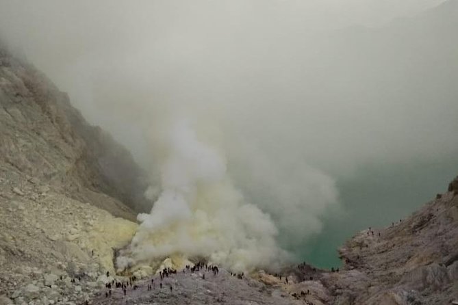 From Surabaya / Malang : Mt Bromo Sunrise - Ijen Blue Fire 2D1N - Starting in Surabaya or Malang at 11:30 p.m.