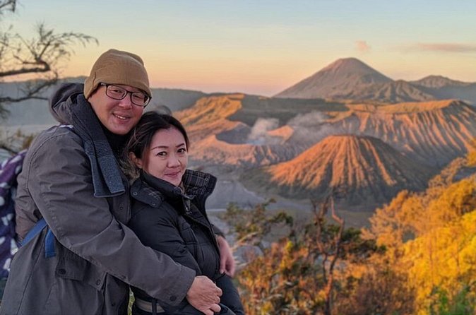 From Yogyakarta: Bromo Sunrise & Ijen Volcano with Bali Drop-off - Ijen before dawn: the hardest and most rewarding section