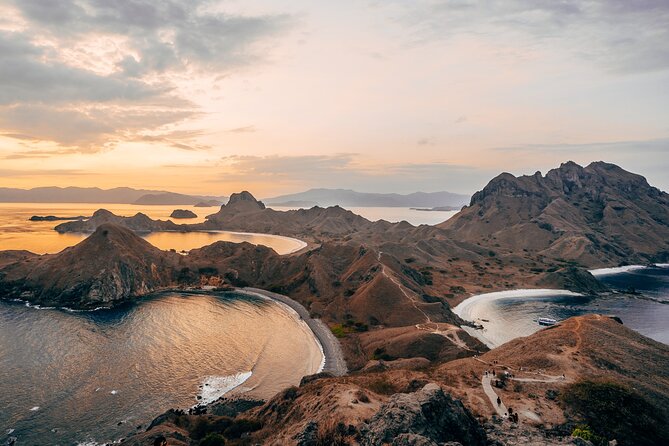 Full-Day Adventure Tour to komodo Island with join Speed Boat tur - A five-stop day from Labuan Bajo