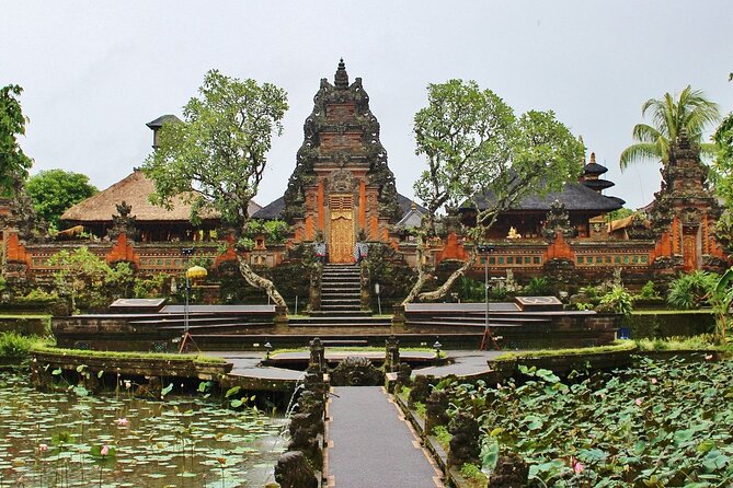 Full-Day Highlights and Best of Ubud Village - Tegalalang Rice Terrace shows Ubud’s farming side