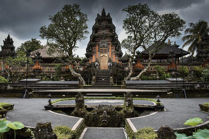 Full-Day Highlights and Best of Ubud Village - Monkey Forest adds wildlife, temples, and a little caution