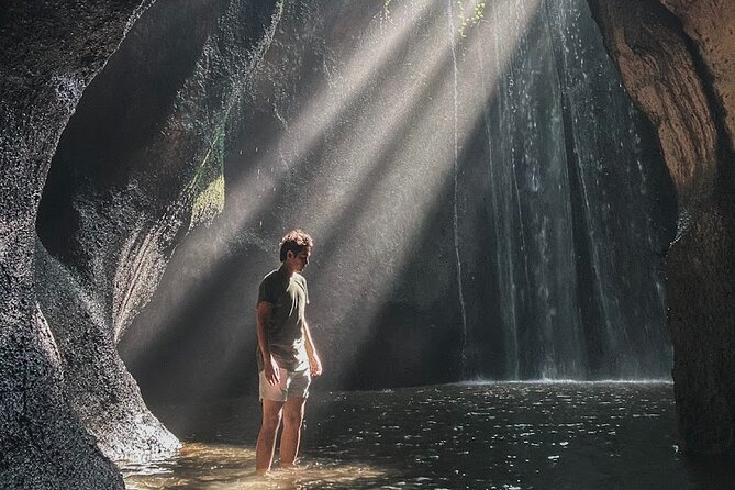 Full Day Private Bali Best Instagram Tour - Lunch above Mount Agung at Mahagiri