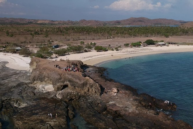 Full-Day Private Trip to South Lombok - A private car, a local guide, and a flexible pace