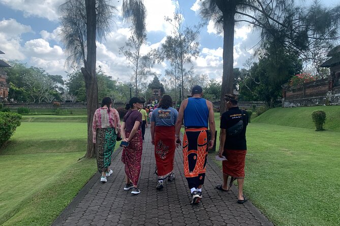 Full Day Tour Bedugul Sightseeing and Tanah Lot Temple - Tanah Lot at the end of the day