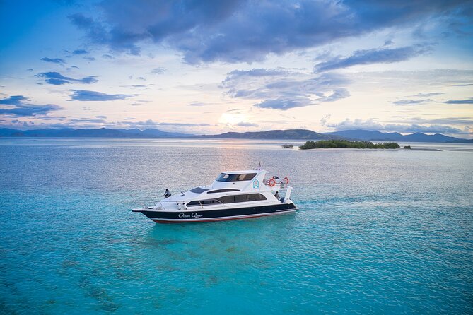 Full Day Trip to Explore 6 Destinations in Labuan Bajo and Komodo - Six Komodo highlights before sunset