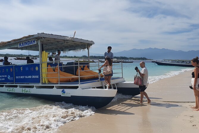 Gili Hai 3 Islands BBQ Sunset Cruise - Gili Meno’s Underwater Statues