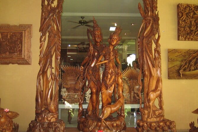 Half Day Bali Shopping Art Village Private Tour - Mas Carving Center and Balinese woodwork
