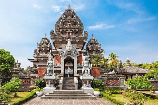 Half Day Jakarta Private Tour in two highlight place - What this Jakarta half-day tour is really designed to do