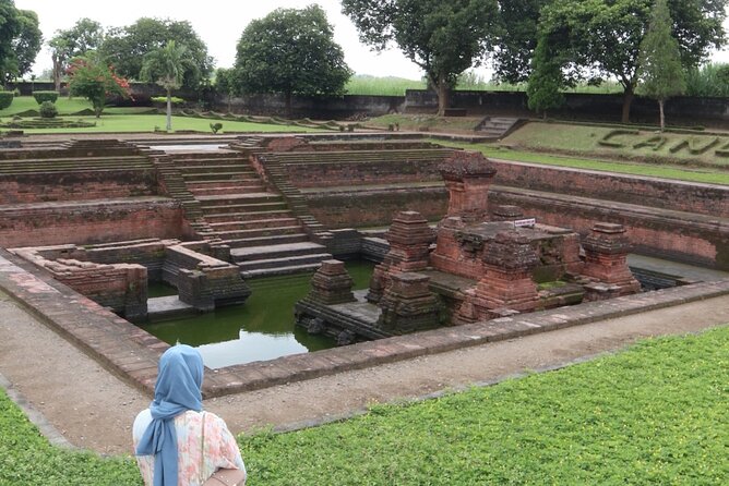 Half-Day Private Majapahit Historical Tour from Surabaya - Private transport from Surabaya