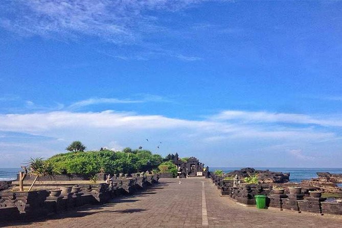 Half-Day Taman Ayun UNESCO and Tanah Lot Temple with private Car - Who will get the most from this tour