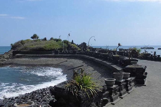Half-Day Taman Ayun UNESCO and Tanah Lot Temple with private Car - Tanah Lot and the sea at sunset