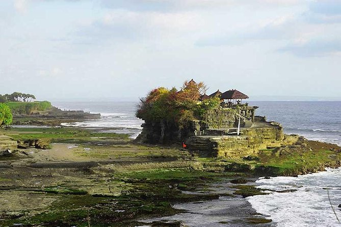 Half Day Tour: Tanah Lot Sunset & Taman Ayun Temple Included Entrance Ticket - What the $36 price really covers