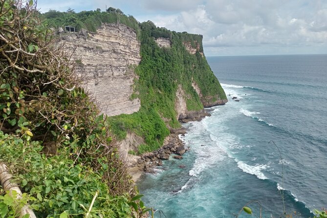 Half Day Uluwatu Temple And Kecak Dance Private Guided Tour - What the $30 price gets you