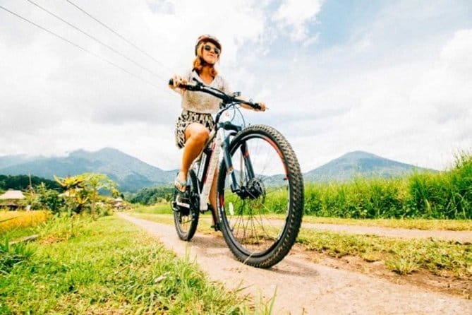 Halo Bike Cycling Tour Downhill - A downhill route into rural Bali