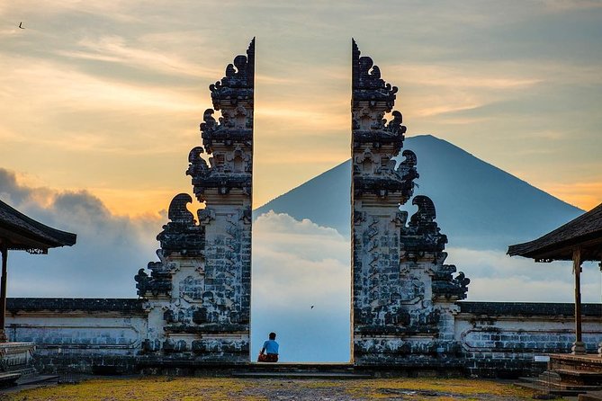 Heaven Gate East Bali Tour - Tenganan Village and the customs of East Bali