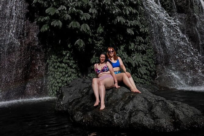 Hidden North Waterfall Bali All inclusive - Guides can make the difference