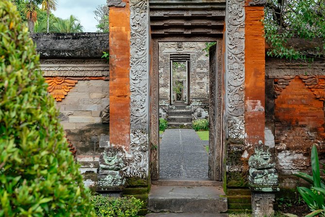 Highlights & Hidden Gems of Bali: Private City Tour - Bali Museum: 45 minutes with Denpasar’s past