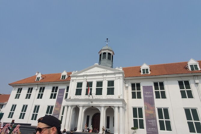 Highlights of Jakarta City : Half-Day Tour All around Jakarta - Cathedral and Istiqlal Mosque side by side