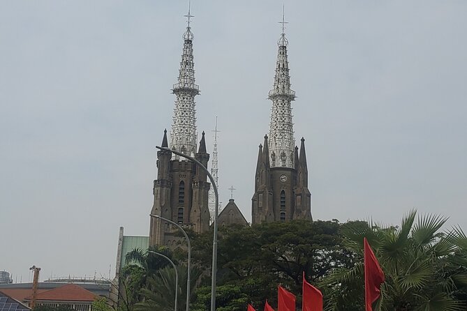 Highlights of Jakarta City : Half-Day Tour All around Jakarta - Riding toward Kota Tua by train