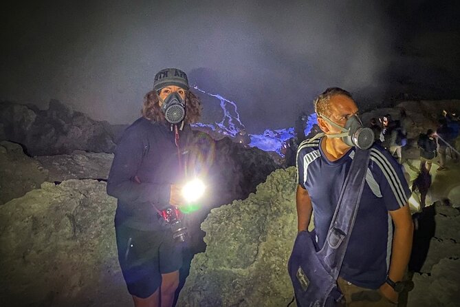 Ijen Blue Fire Trekking - Seeing the blue fire in the sulfur zone