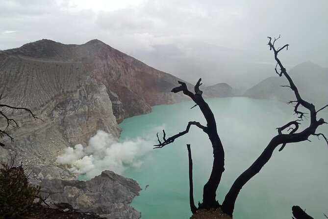 Ijen Crater Private Guided Trekking Tour From Bali - The six-hour Kawah Ijen trek