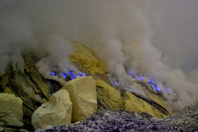 Ijen Crater Sharing Tour - Why Ijen’s blue fire is worth the midnight start