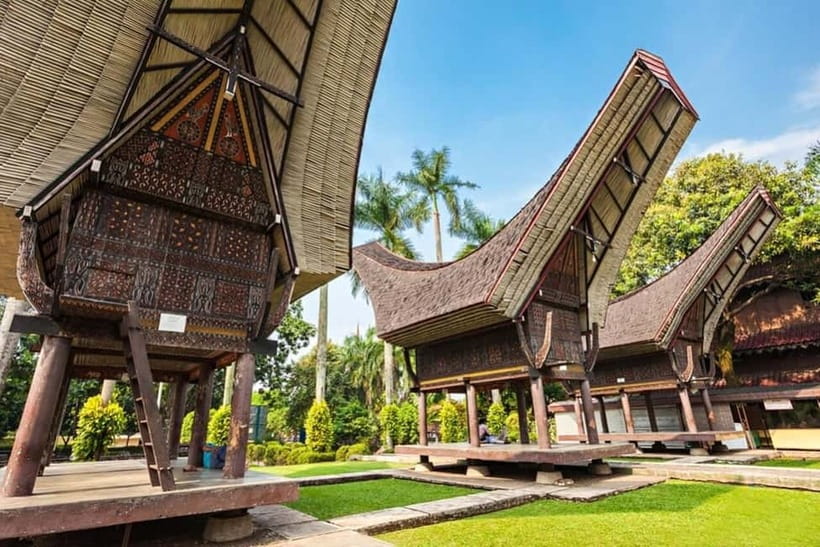 Jakarta: Cable Car Ride at Mini Indonesia Cultural Park - Ticket checks deserve your attention