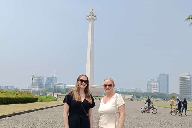 Jakarta Half Day Visit The Monument with Highlight City Tour - Merdeka Square and the climb up Monas