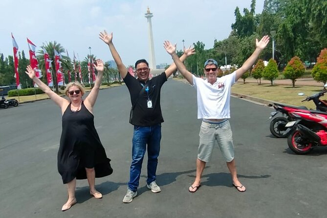 Jakarta Half Day Visit The Monument with Highlight City Tour - Crossing Kota Intan Bridge to Sunda Kelapa