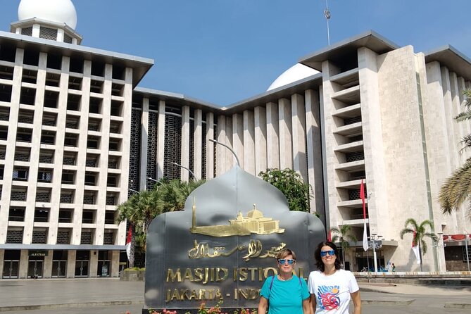 Jakarta Half Day Visit The Monument with Highlight City Tour - Is $45 a good value?
