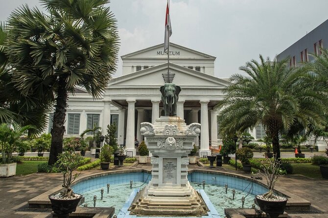 Jakarta: Miniature Park, National Museum & Traditional House Tour - Is $70 a fair price?