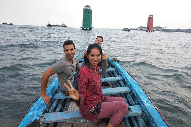 Jakarta Private City Tour with Obama School visit - Old Town, Dutch buildings, and the puppet maker