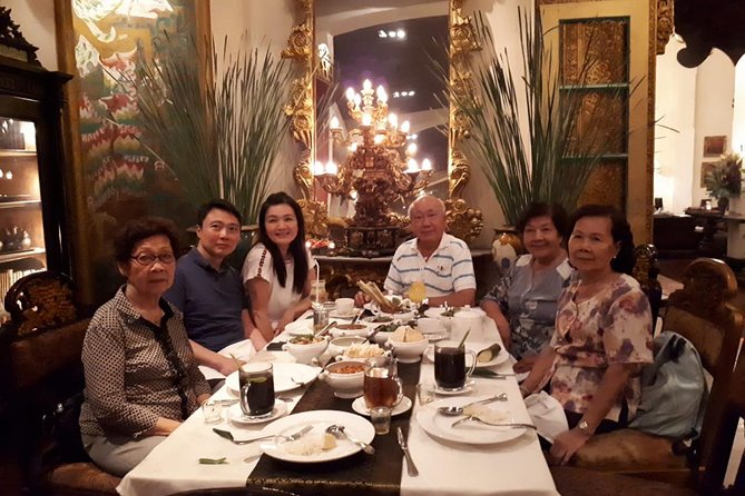 Jakarta Private Tour with local Guide & Lunch - Pickup, timing, and practical planning