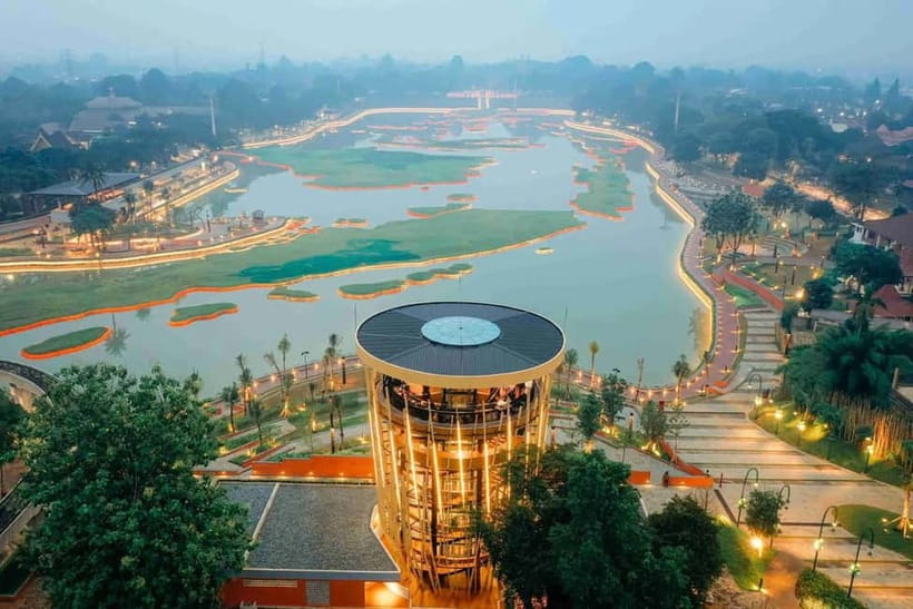Jakarta: Taman Mini Indonesia Cultural Park Entry Ticket - The cable car gives you a different view