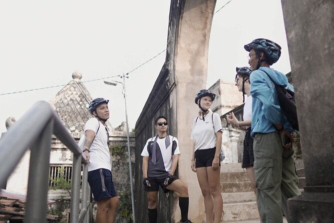 Jogja Hidden Gems - Cycling Tour - Meeting Yogyakarta’s Royal Side