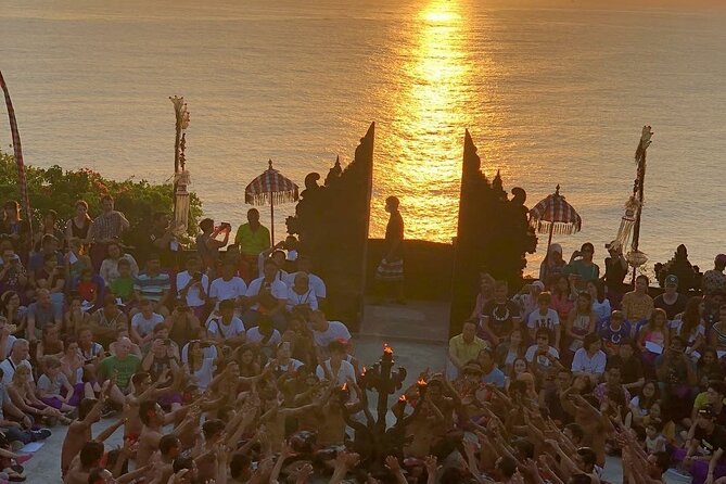 Kecak Fire Dance and Uluwatu Temple with Private Car Service - Uluwatu Temple and the 70-meter cliffs