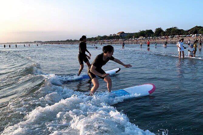 Kuta Beach Bali, 1 on 1 Surfing Lesson Orange Surf Bali - Why a private lesson works well at Kuta Beach