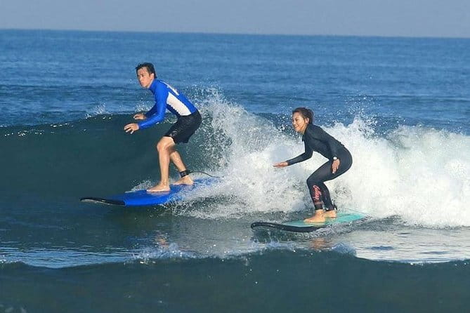 Kuta Beach Bali, 1 on 1 Surfing Lesson Orange Surf Bali - Equipment and comfort during the lesson